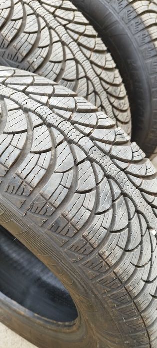 Автомобилни гуми