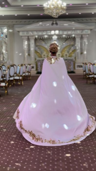 Платье свадебное