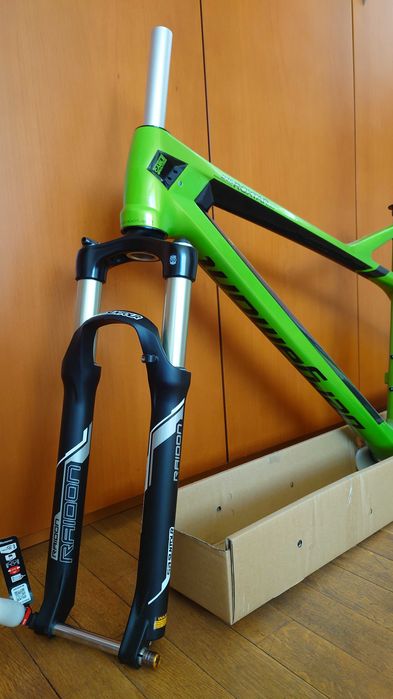 Рамка Bergamont Roxtar 9.0 CARBON L, средно XTR, ос 142/12, НОВА