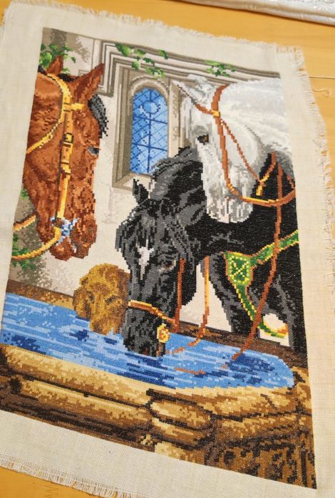 Гоблен " Коне на водопой" и гоблен Араповски манастир