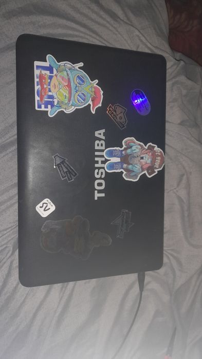 Продам  ноутбук тосшиба