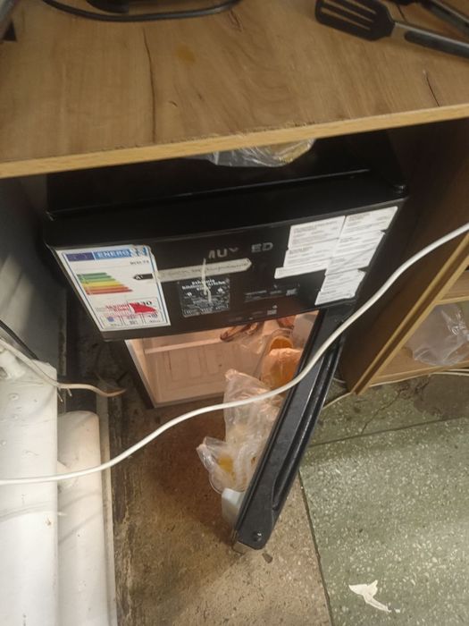 Продам небольшие холодильники
