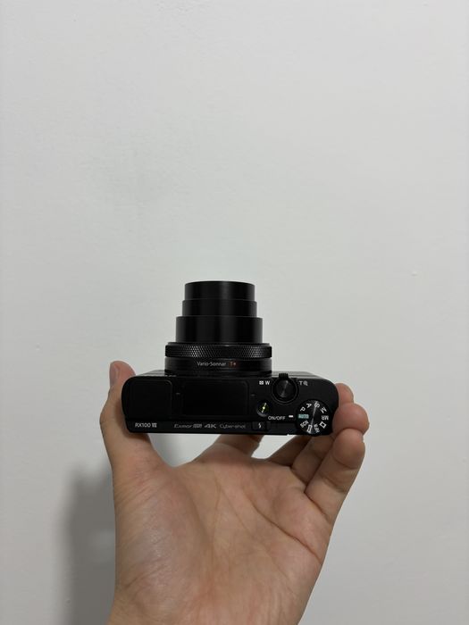 Продам Sony RX100M7