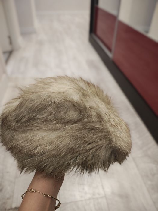 Căciulă blană naturală vulpe argintie nouă