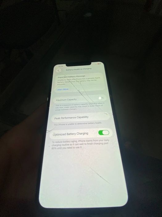 Iphone 11 pro max akk:83%