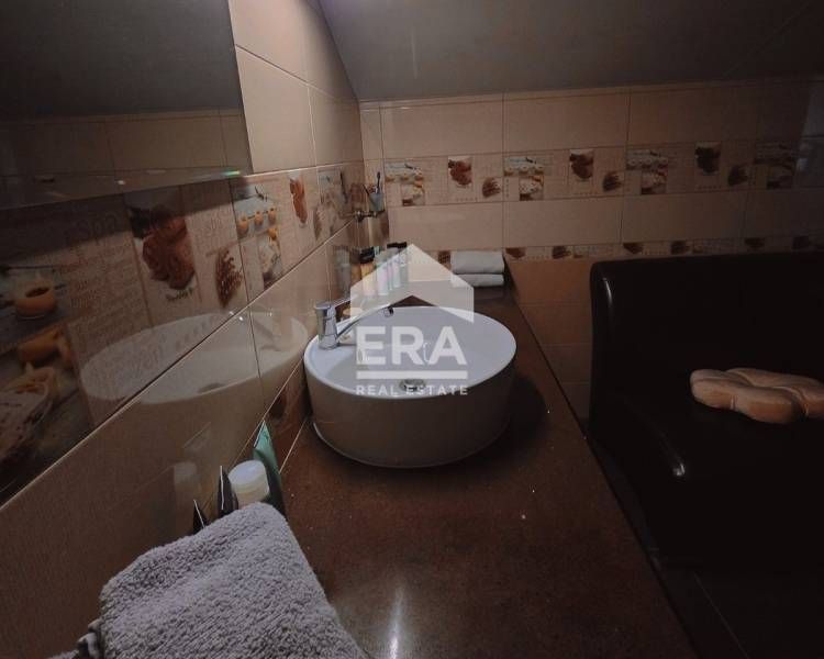 Продава се Къща в Хасково, Дружба 1 - 262 кв.м за 663 €/кв.м - Снимка #7