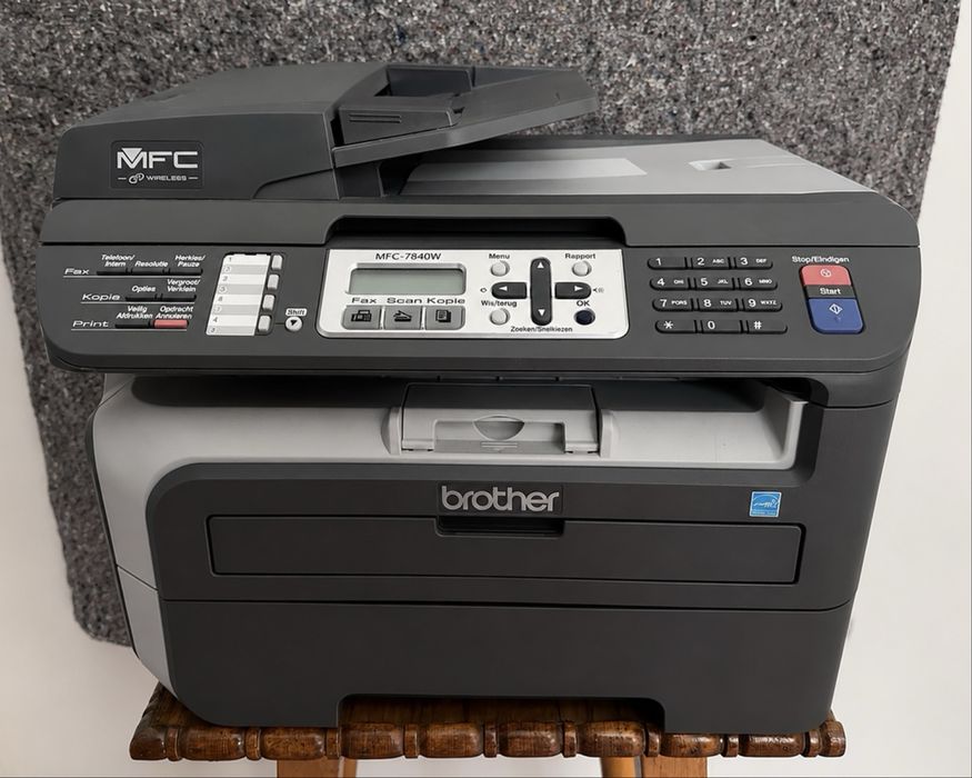 Brother MFC-7840W - Imprimanta laser multifunctionala Wireless