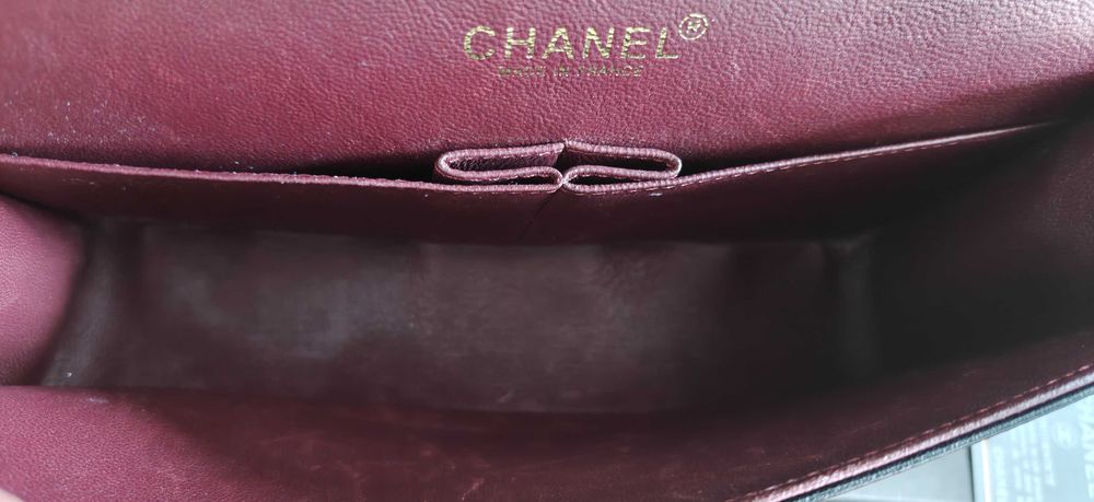 Chanel classic flap чанта