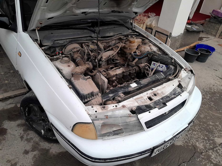 Нексия 1 сотилади. Суяги бутун