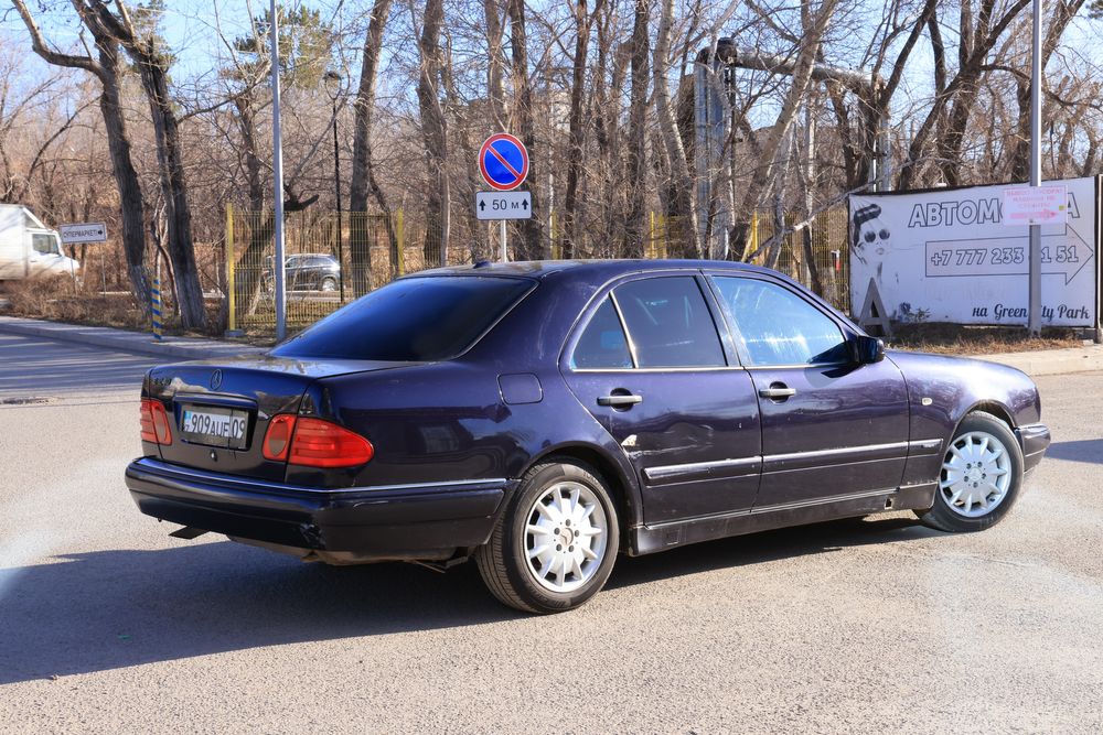 Продам Mersedes-Benz E280