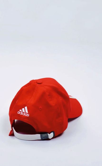 Șapcă Adidas Thosiba.