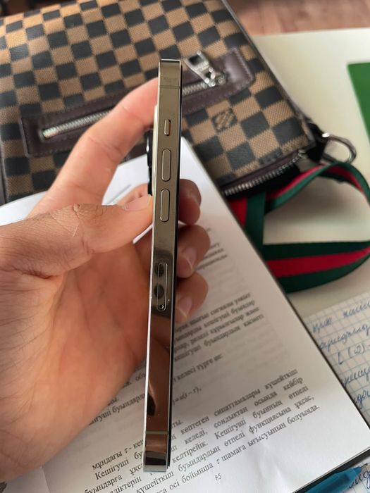 айфон 14 про 256/80%