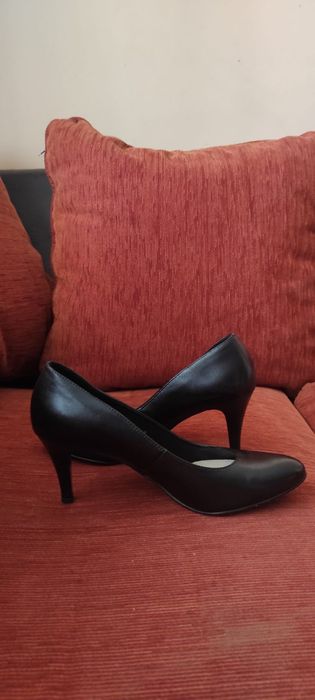 Pantofi cu toc cui, din piele, damă (lux)