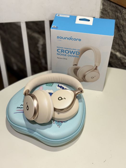 Наушники Soundcore space one