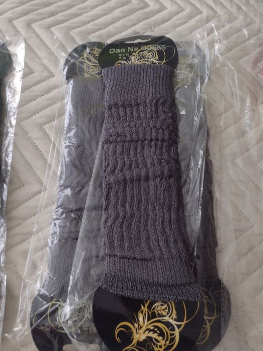 Зимни дамски мекички гети 27 броя продават се всички заедно.