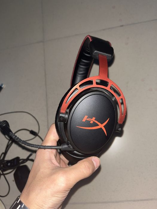 Наушник хайпер х