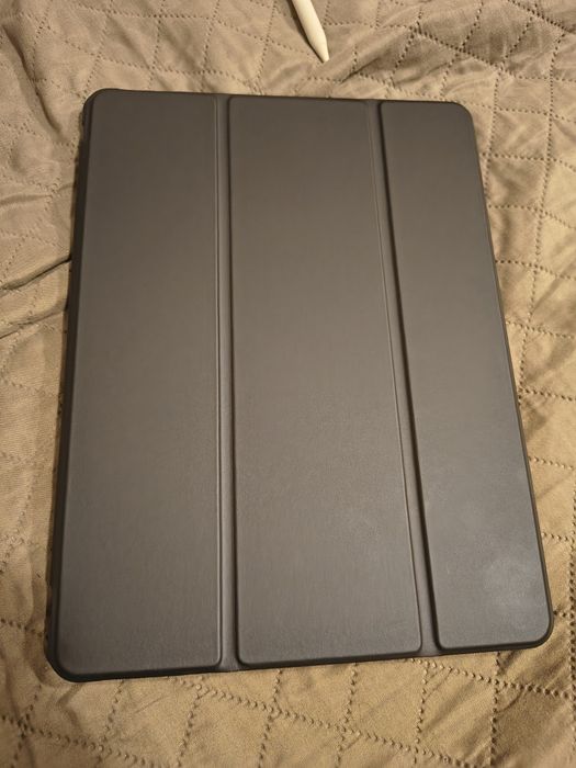 iPad 8(2020) 128 GB Space Gray Cellular +husa si stylus cadou
