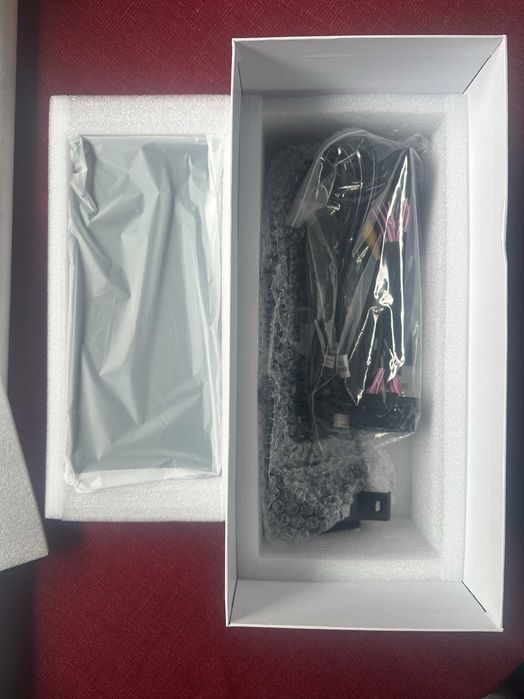 ЧИСТО НОВА Навигация за BMW F10 F11 apple car play