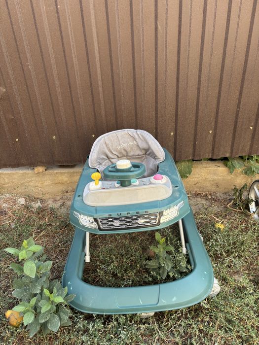 Продам ходунки для ребенка !