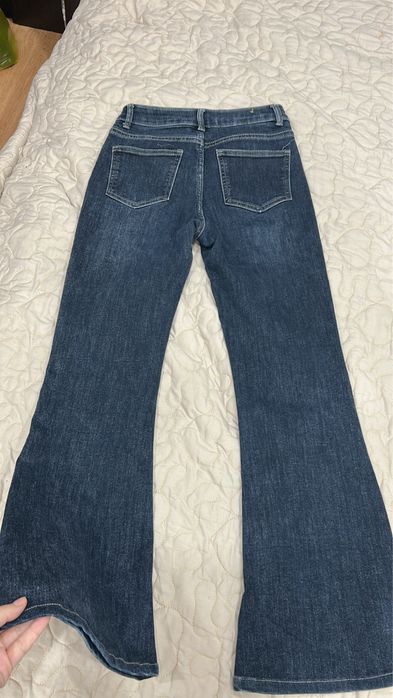 Продам джинсы размера s