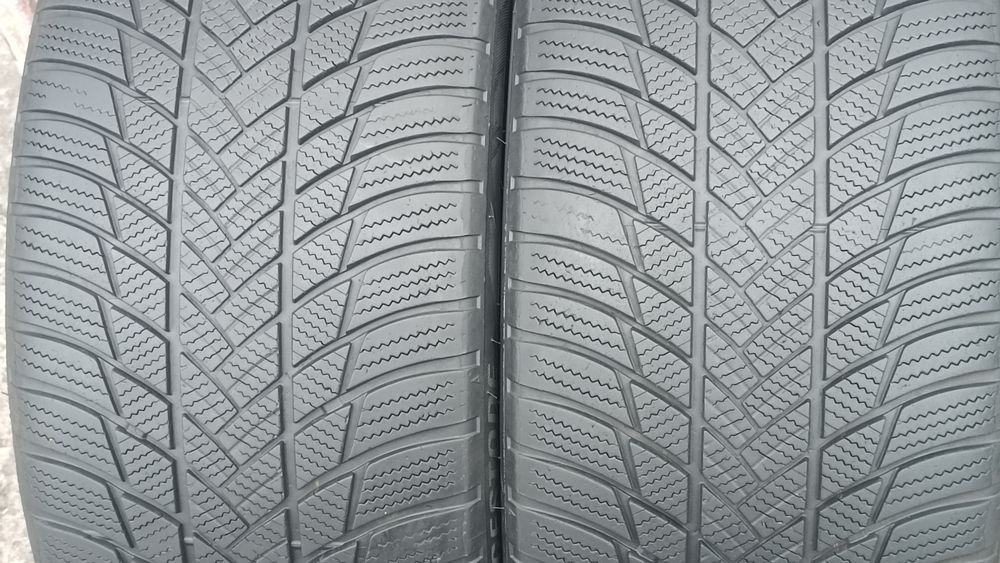 255/40/20 Bridgestone Дот 1124
