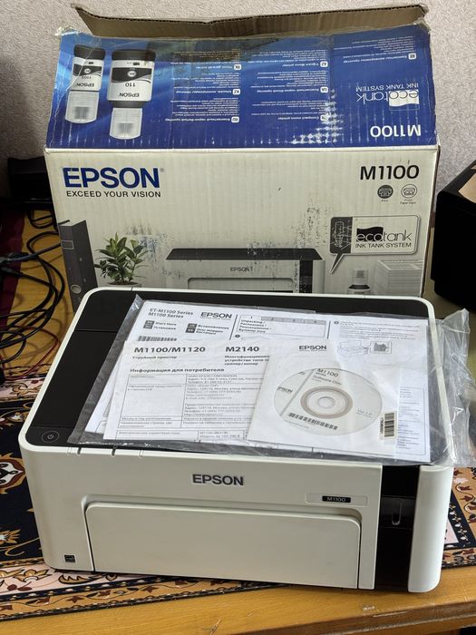Срочно продаю принтер Epson 1100