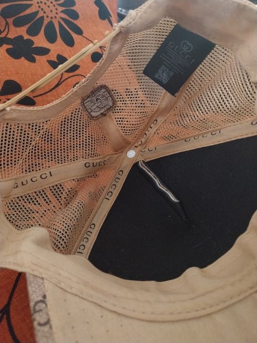 Șapcă gucci originală cu tigri pe ea