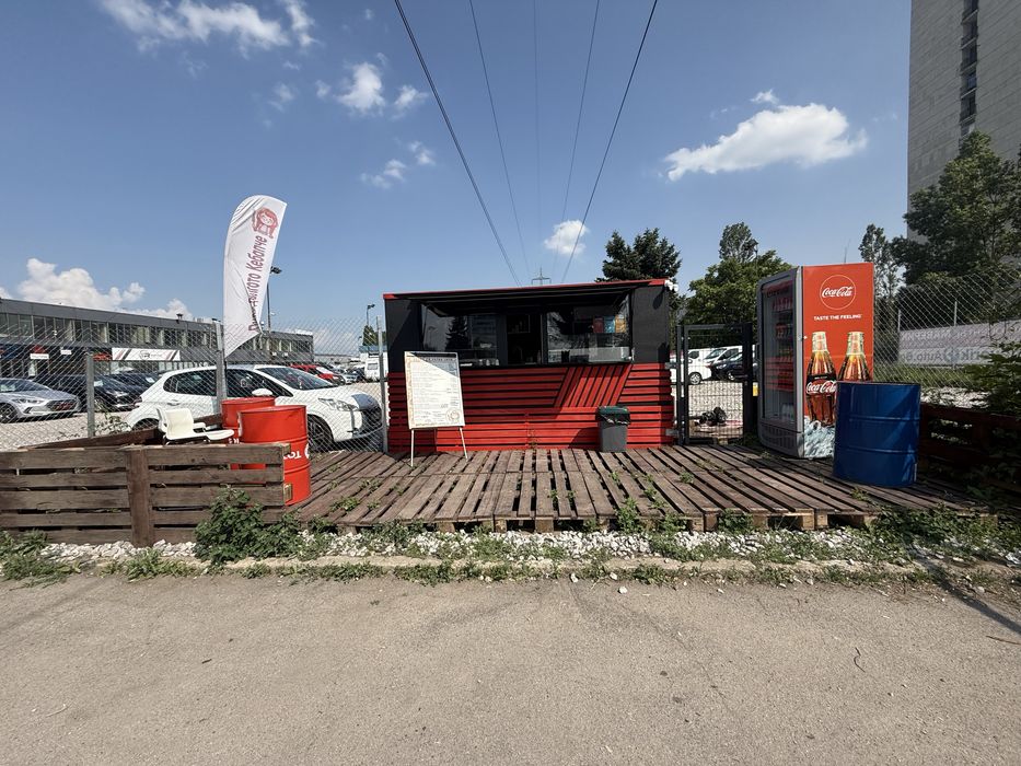 Търговска каравана за бързо хранене / оборудвана; готова за работа/