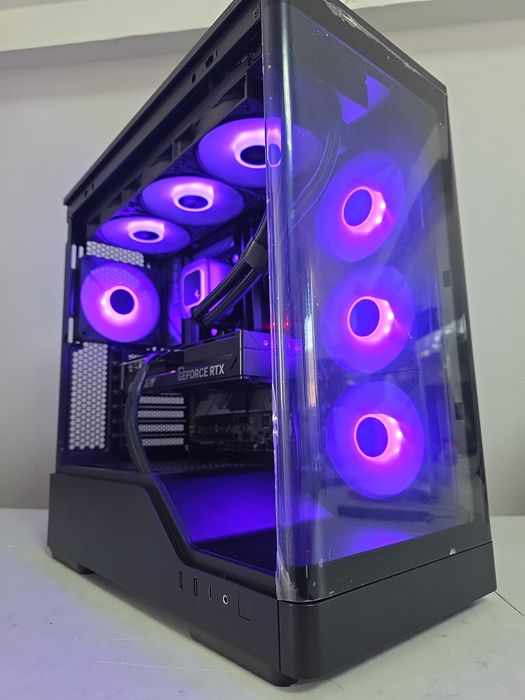 PC Gaming Ryzen 7 9800X3D RTX 5070 32GB RAM