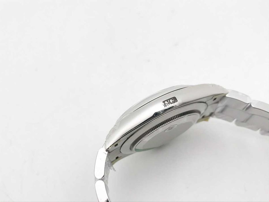 Rolex Oyster Perpetual 41mm 134300 Pistachio Green – мъжки часовник – реални снимки