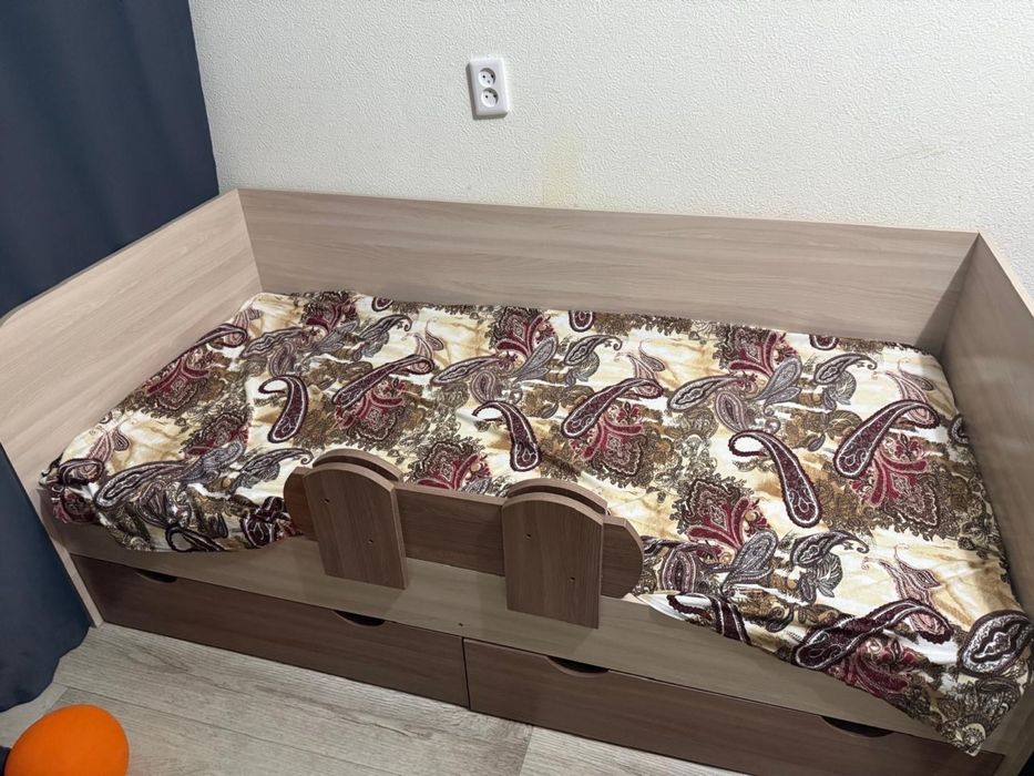 Продам детскую кровать
