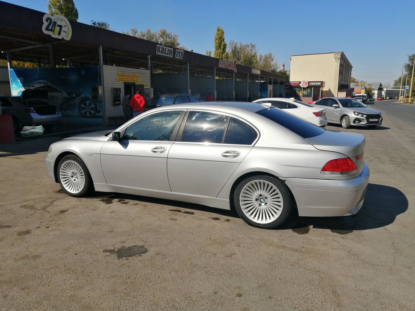 Бмв 735 е65. Замена сальник блоков БМВ 735 е65 2003 года