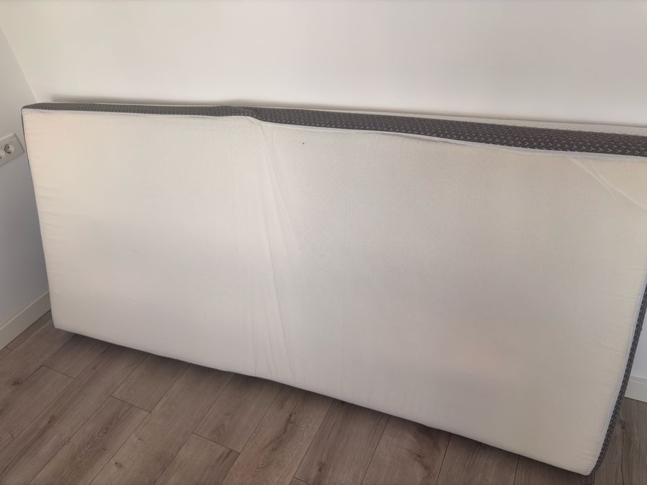2 Saltele în stare foarte bună