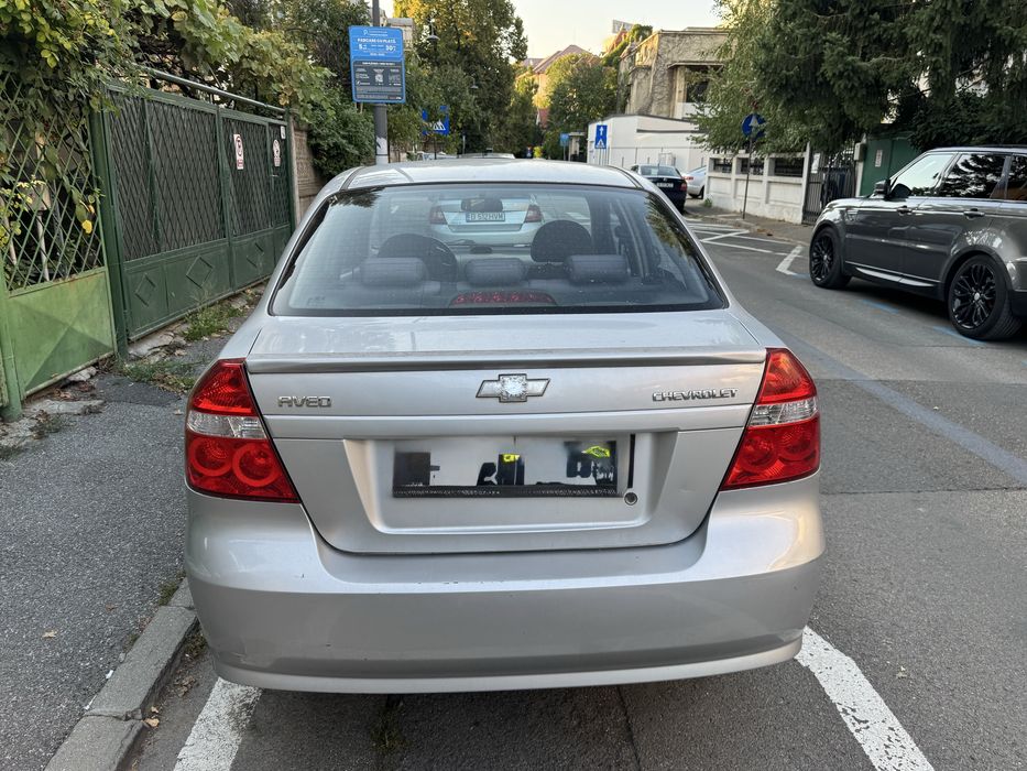 Urgent , vând Chevrolet Aveo 2008, numai 88.000 km reali, masina de familie, cu mici defecte