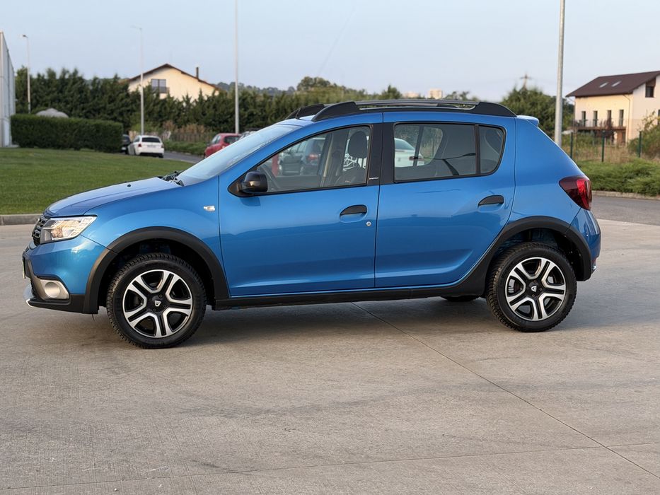 Dacia Sandero stepway full options distributie noua