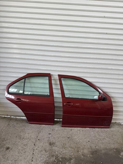 Vw Bora  Бора врати