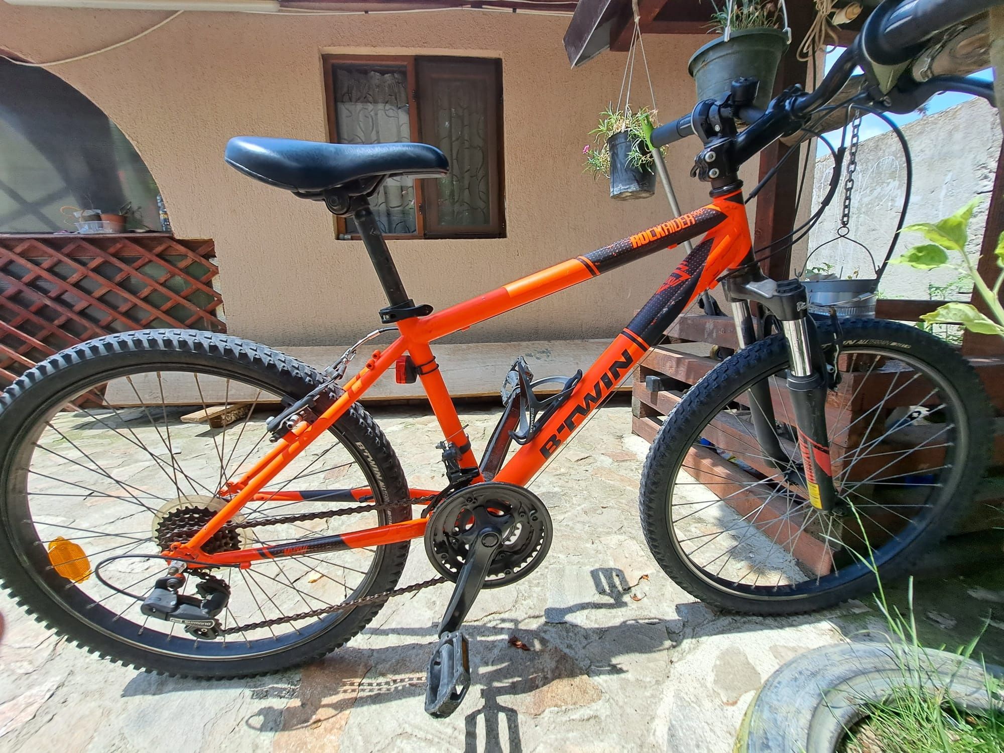 Bicicleta btwin sale rockrider 500