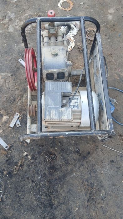 Динам ишлаб турибди