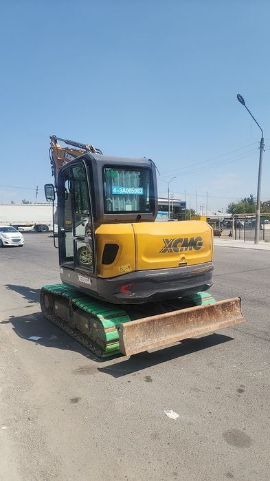 Ekskavator sotiladi XCMG 60 zanjirli