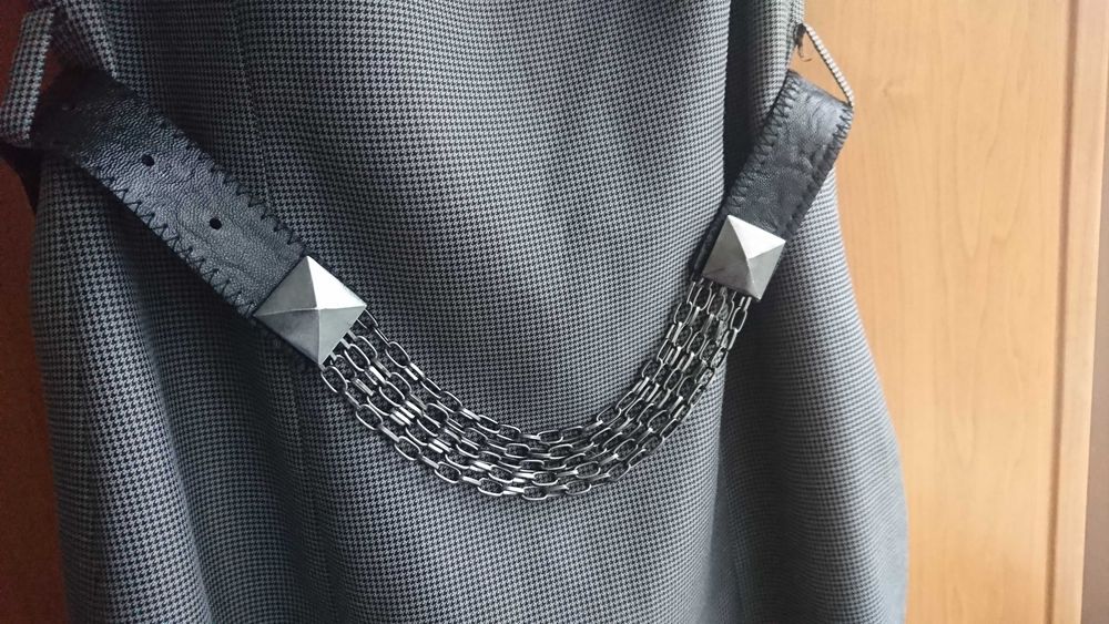 Rochie de stofa CARLA, subtire - vascoza cu guler de saten