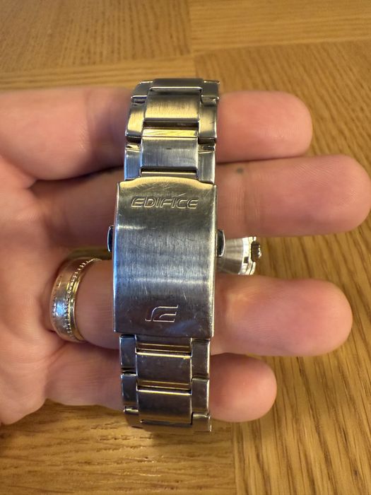 Casio EDIFICE  като нов Касио
