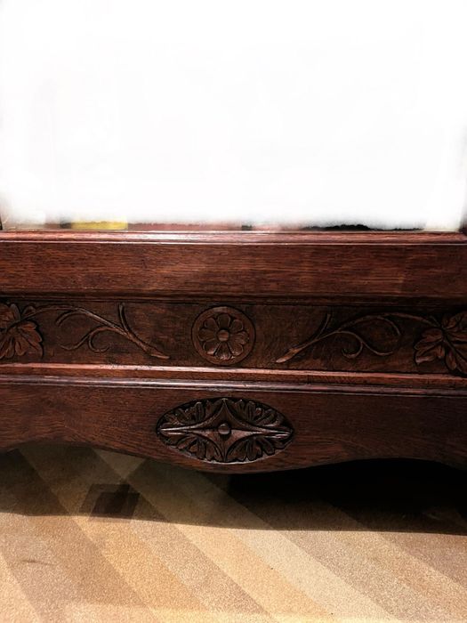 Масивен дъбов гардероб