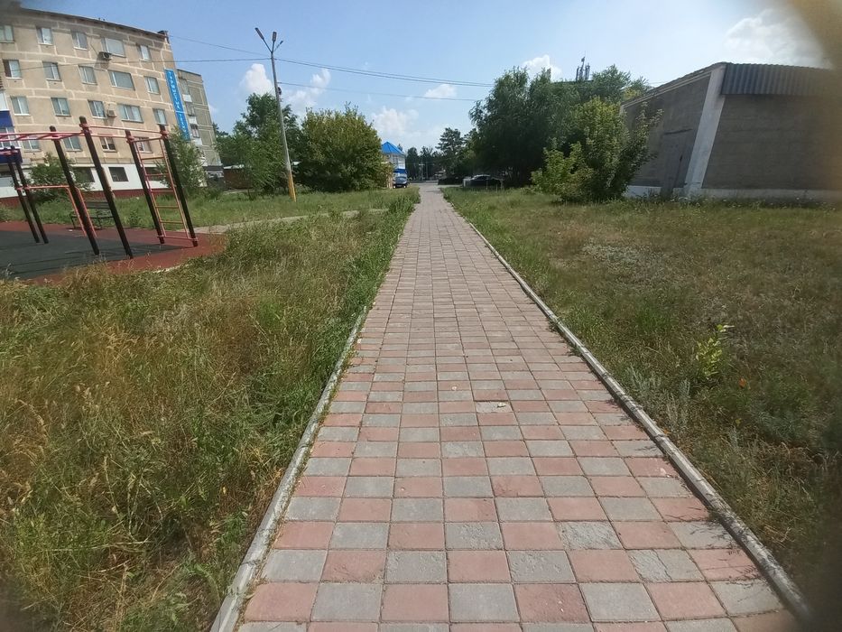 Земельный участок 990кв.м.