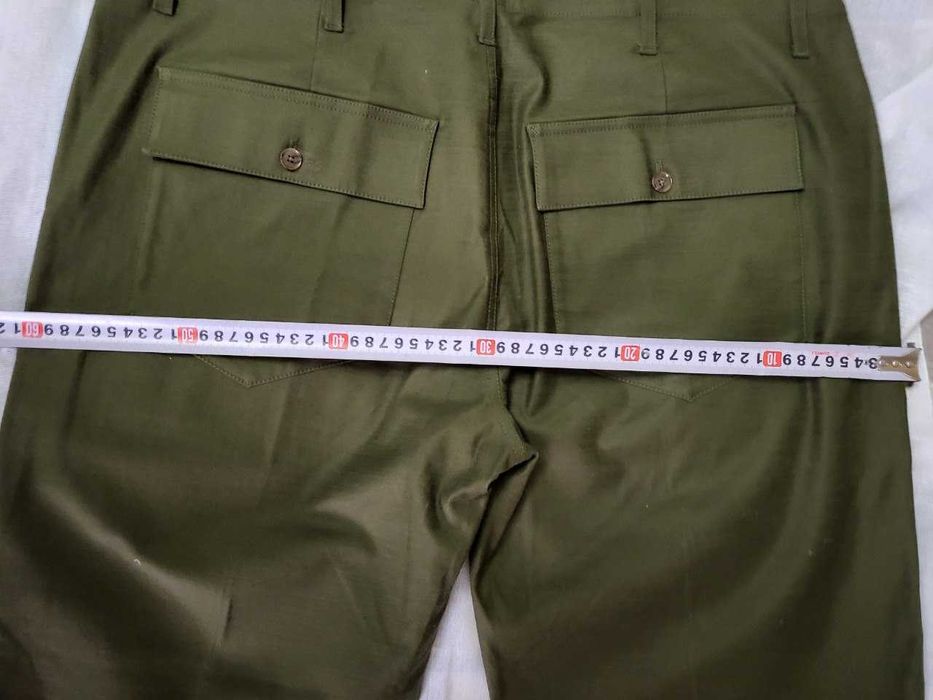 Брюки мужские зеленые 7 For All Mankind Chino