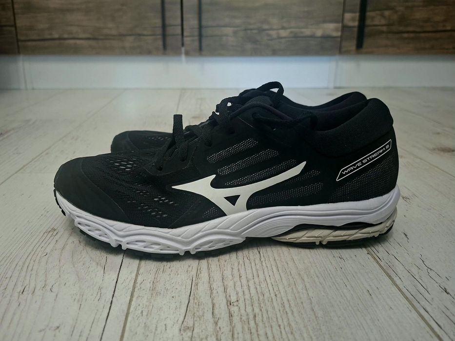Mizuno wave stream 2-Ориг.маратонки