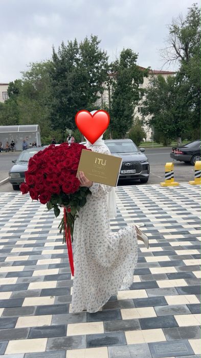 Цветы метровые розы 81 штук