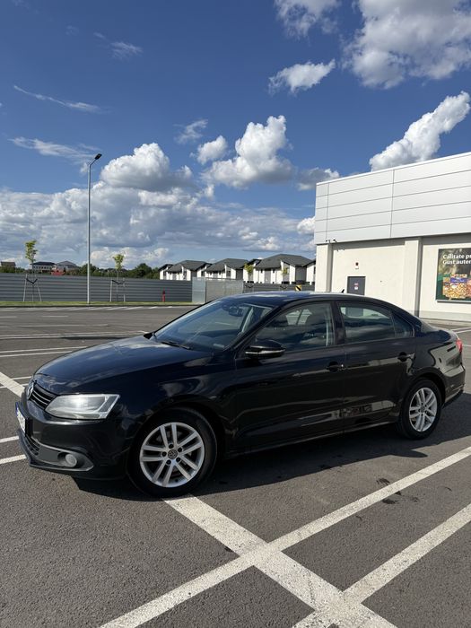 VOLKSWAGEN Jetta 2013 — imagine 2