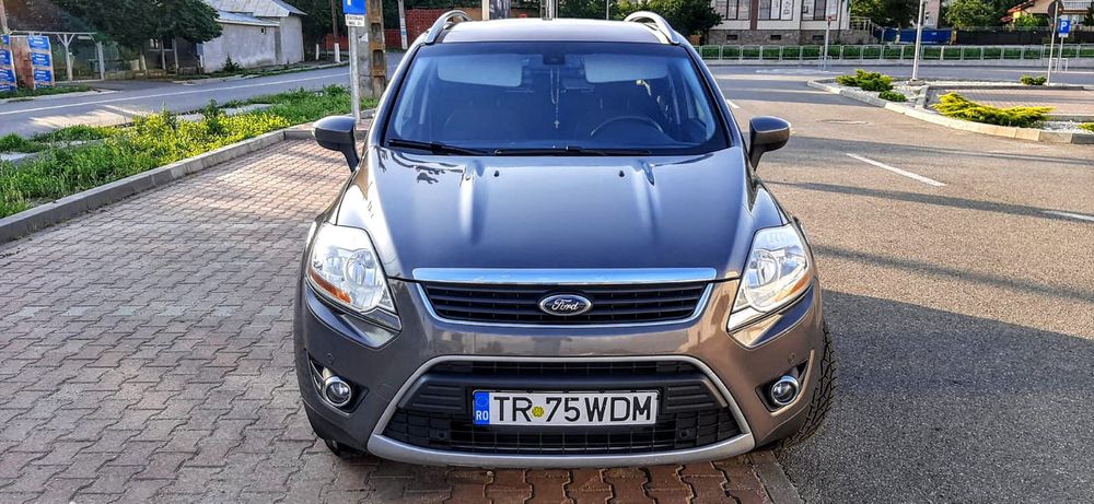 Ford Kuga - 2012