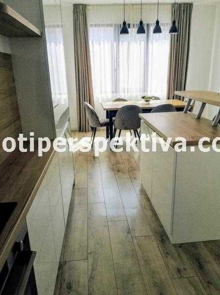 Продава се Тристаен апартамент в Пловдив, Център - 130 кв.м за 1847 €/кв.м - Снимка #2