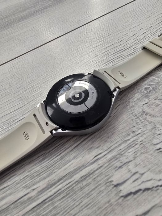 Smartwatch Samsung Galaxy Watch 4 Classic LTE 46mm - eSIM, bezel rotativ - ceas unisex